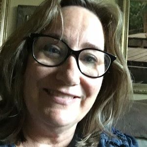 Meet your Posher, Betsy